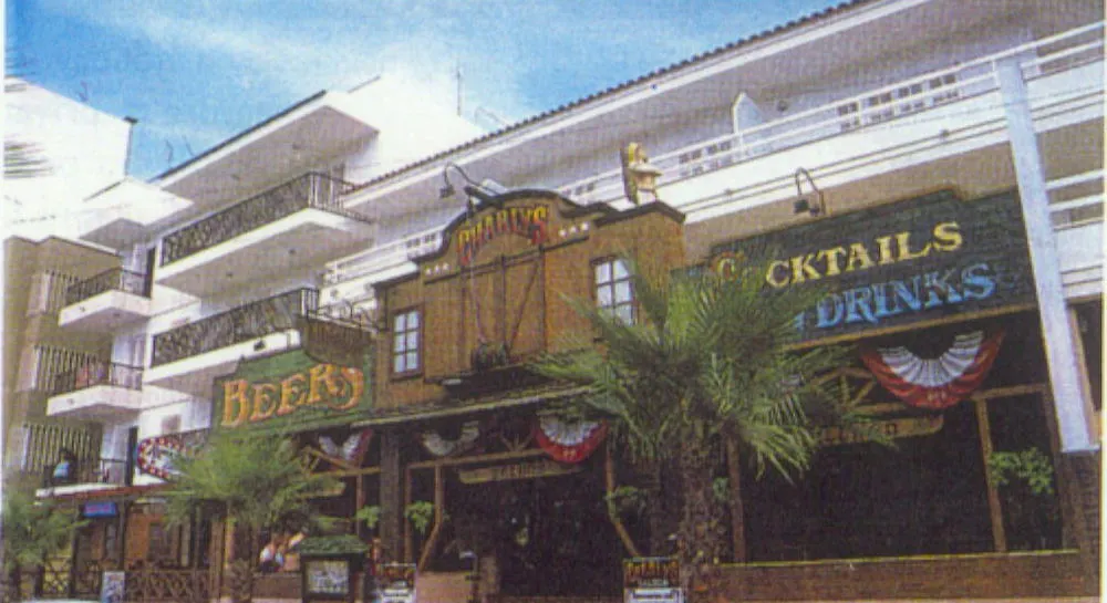 Apts. Charly'S كان بيكافورت 5*,  إسبانيا