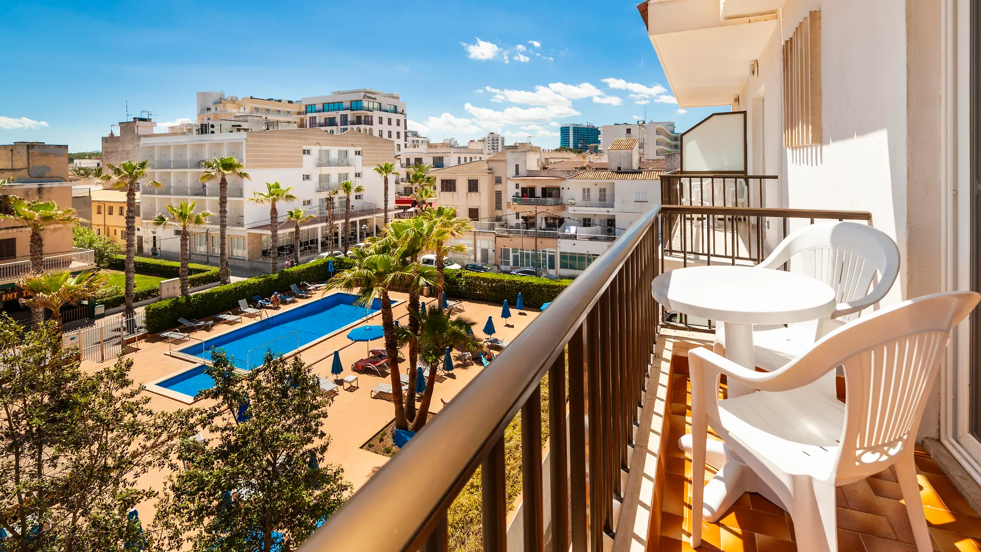 Apts. Charly'S كان بيكافورت 5*,