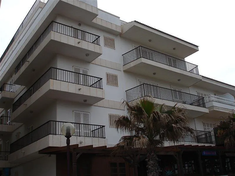 Apts. Charly'S كان بيكافورت فندق